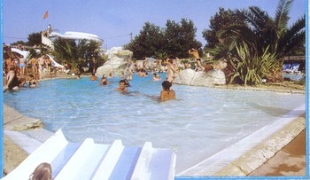 piscine vue du toboggan