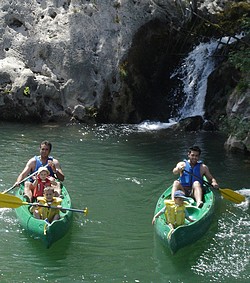 deux canoe