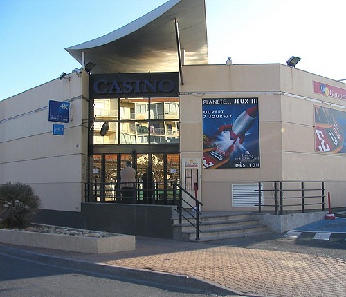 entr&eacute;e du casino de valras