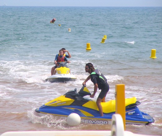 jet-ski