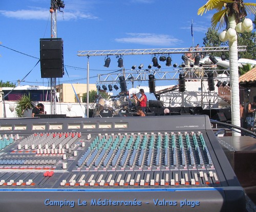scene f&ecirc;te camping h&eacute;rault