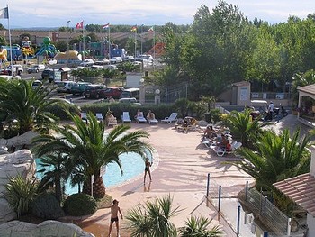 piscine du m&eacute;dit&eacute;rran&eacute;e